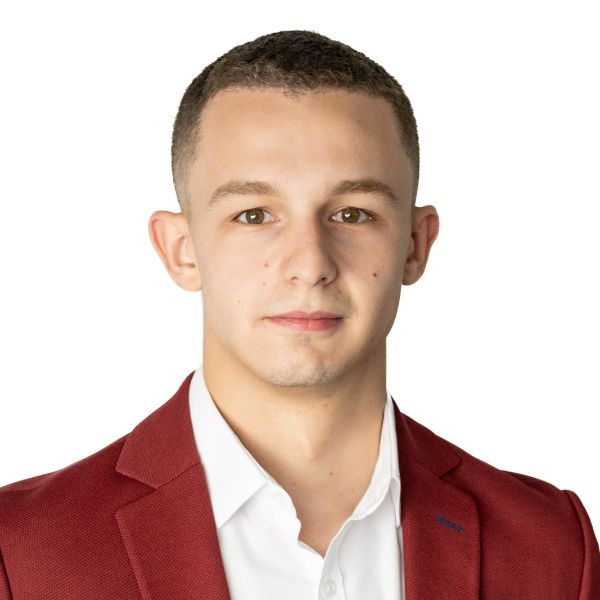 Снимка на брокер Добромир Цанков