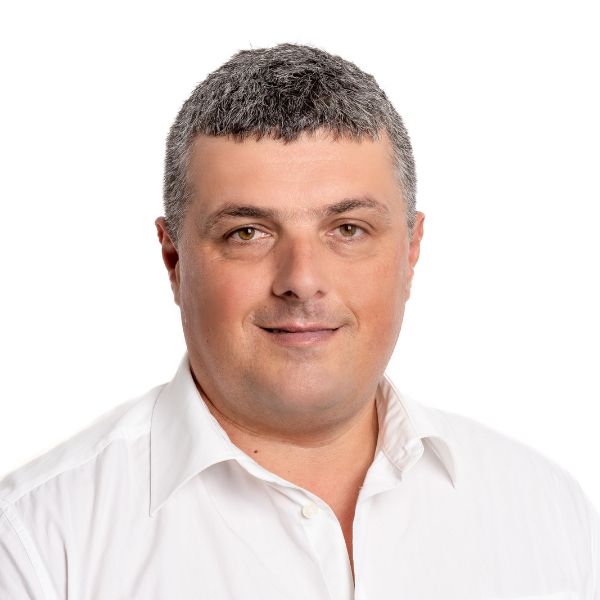Снимка на брокер Илия Бончев